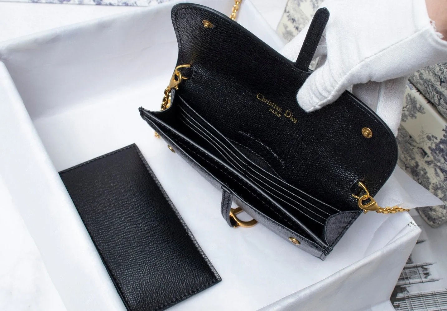 Designer Handbags DR 163