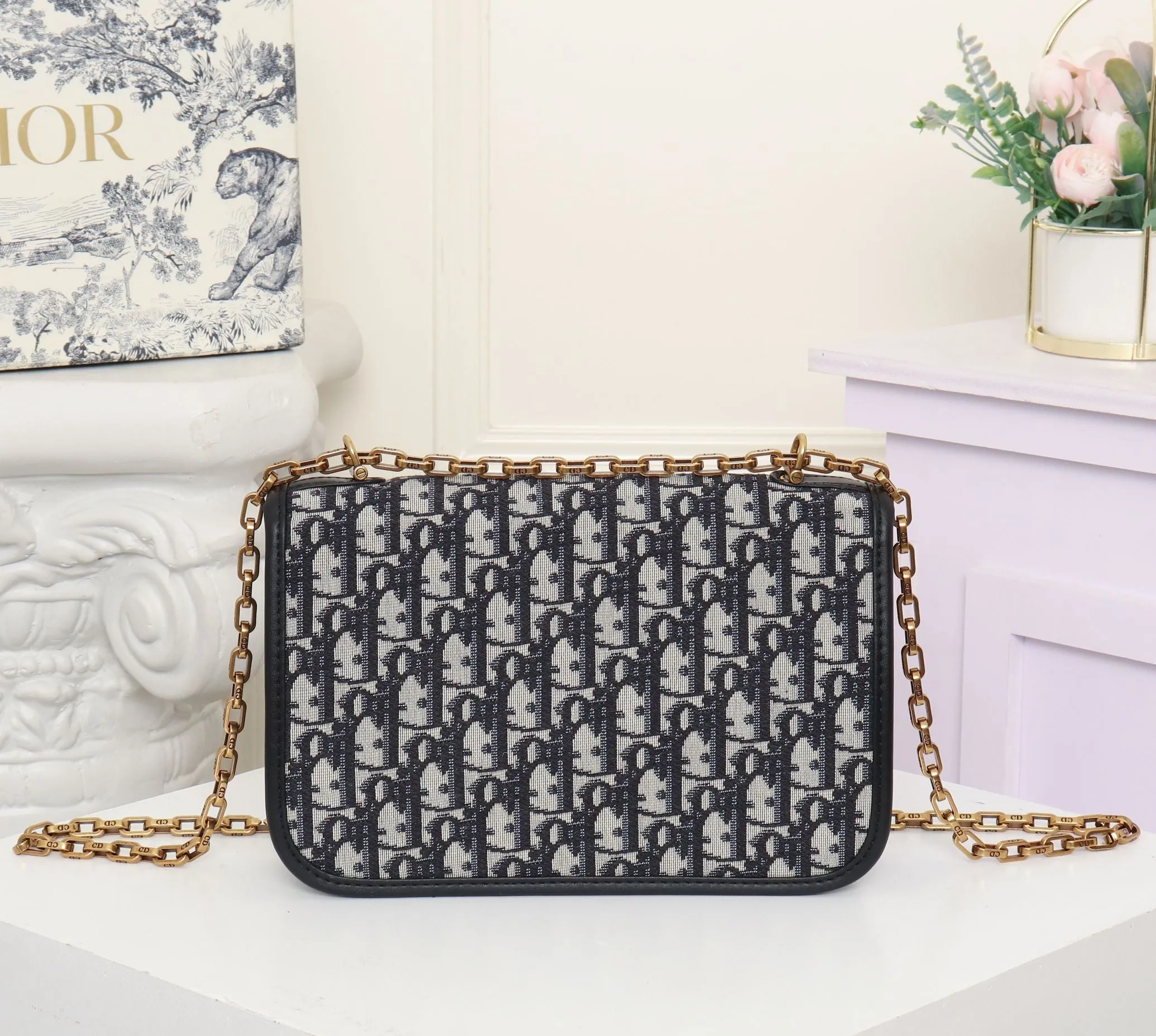 Designer Handbags DR 220