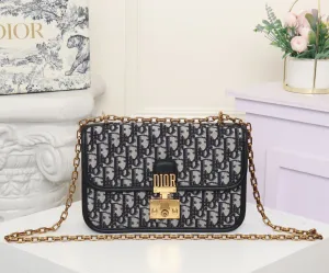 Designer Handbags DR 220