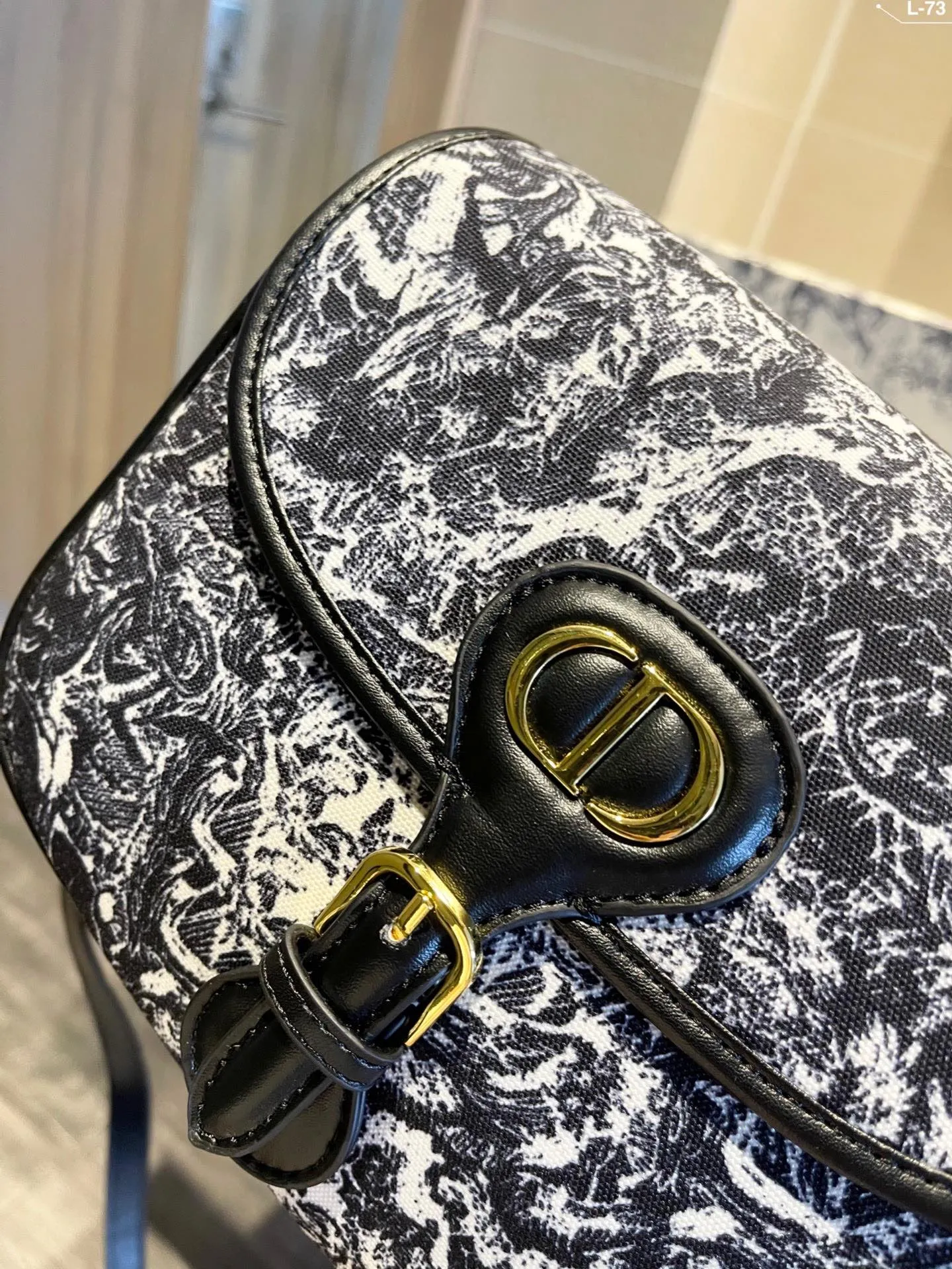 Designer Handbags DR 306