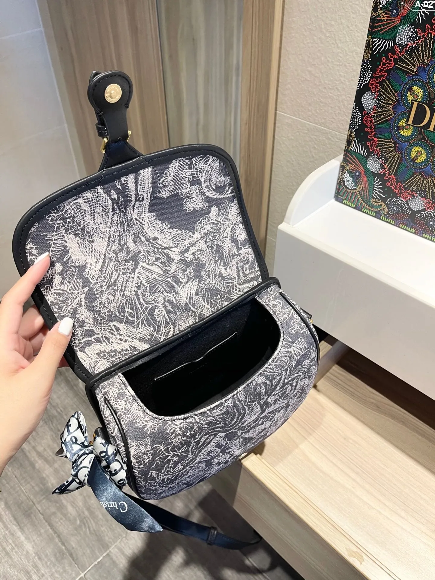 Designer Handbags DR 315