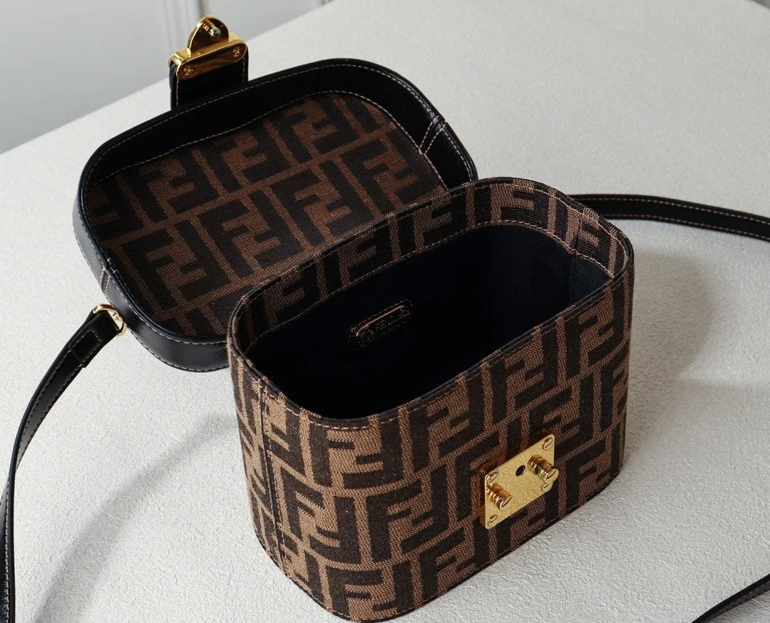 Designer Handbags FD 073