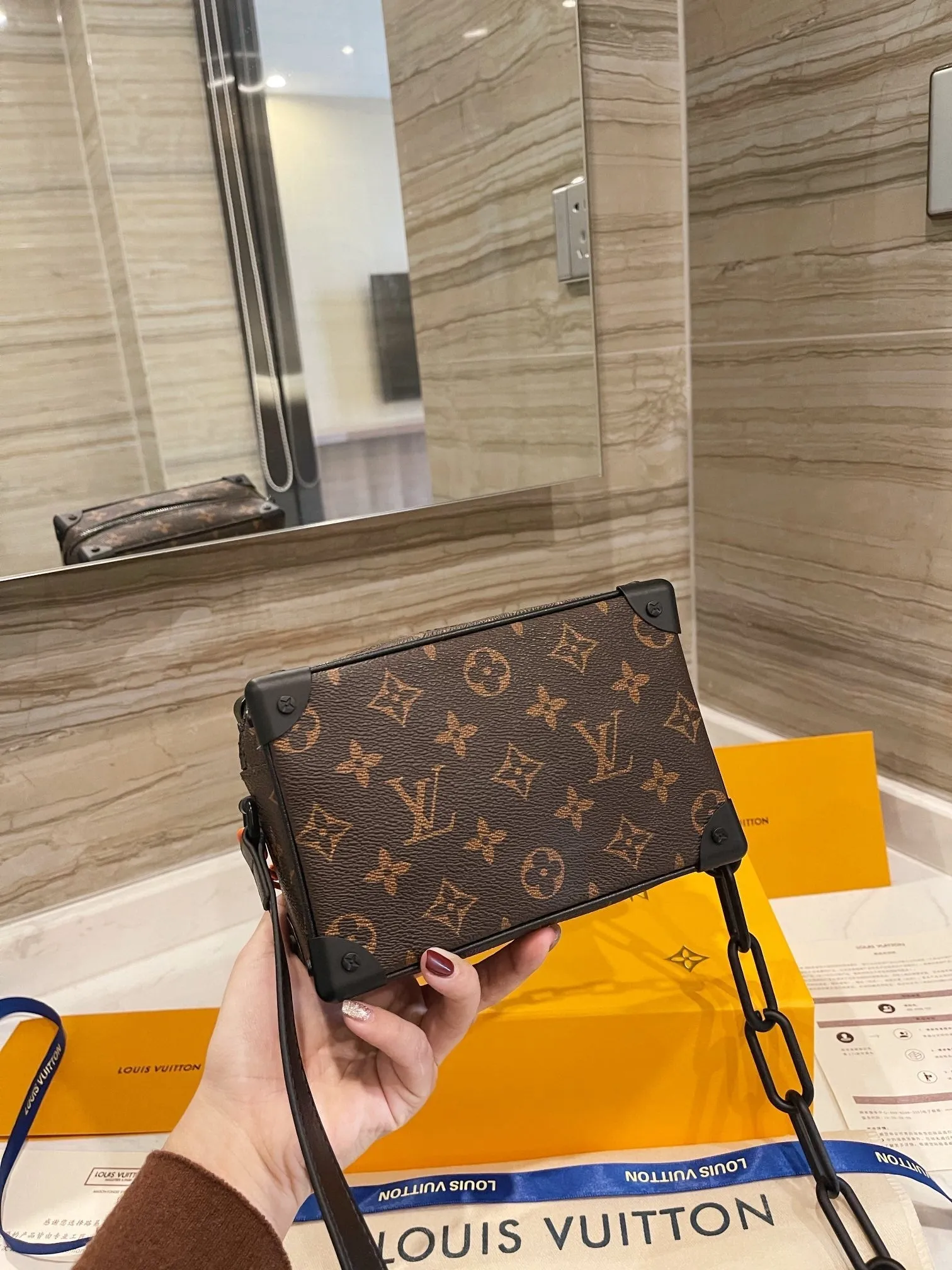 Designer Handbags LN 087