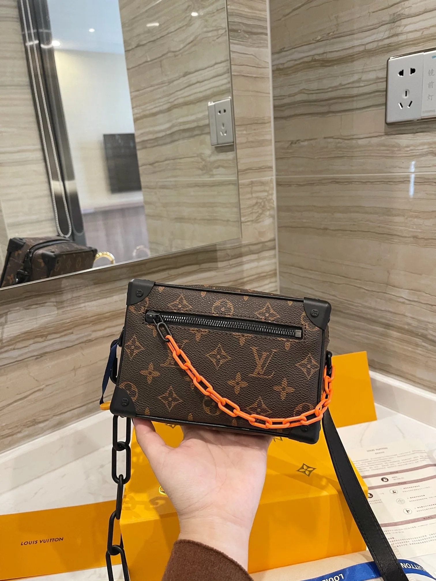 Designer Handbags LN 087