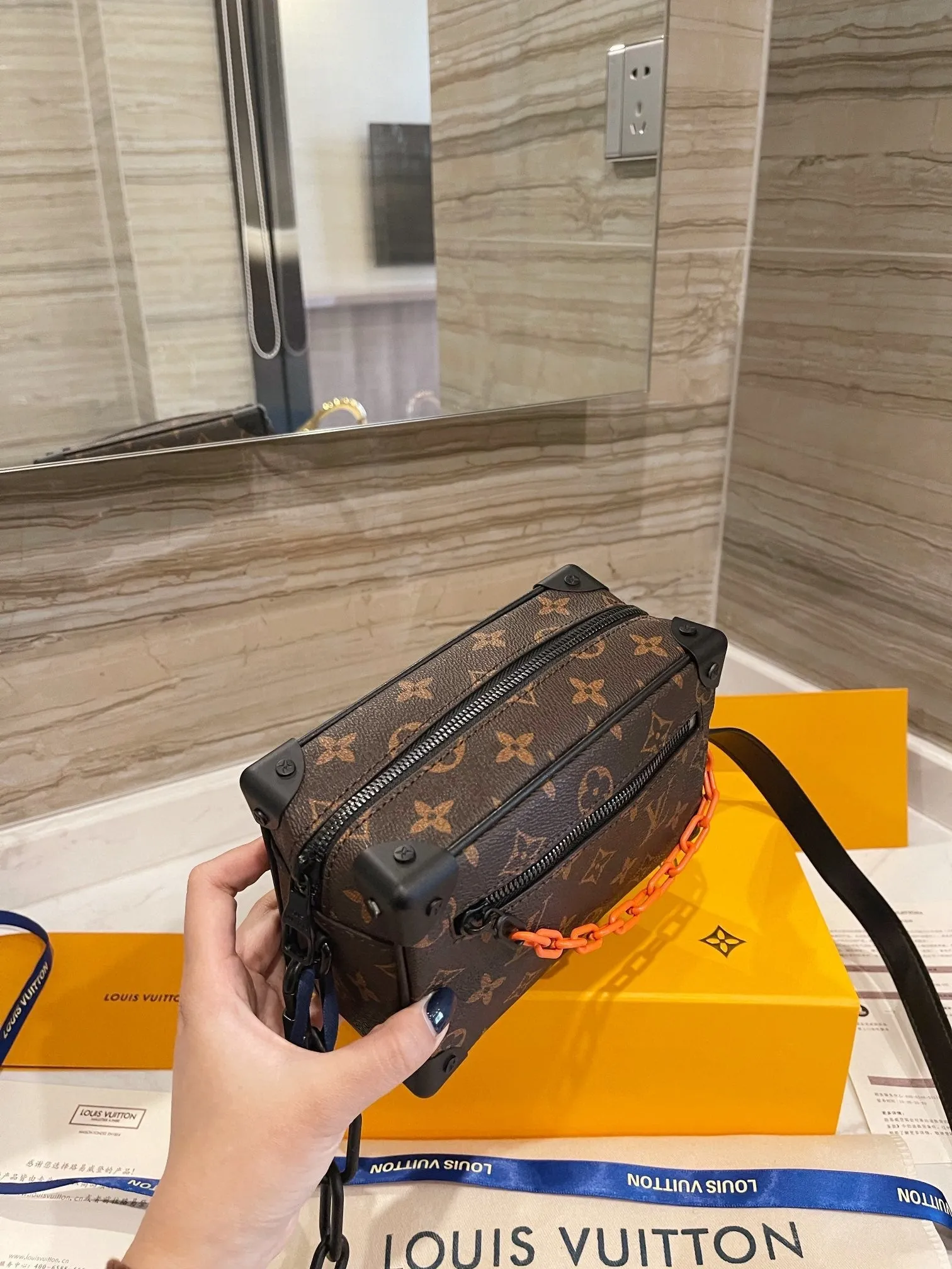 Designer Handbags LN 087