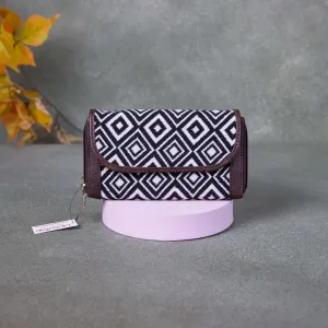 Handmade Wallets - Dual Zip Black Colour with Small Diamond Design