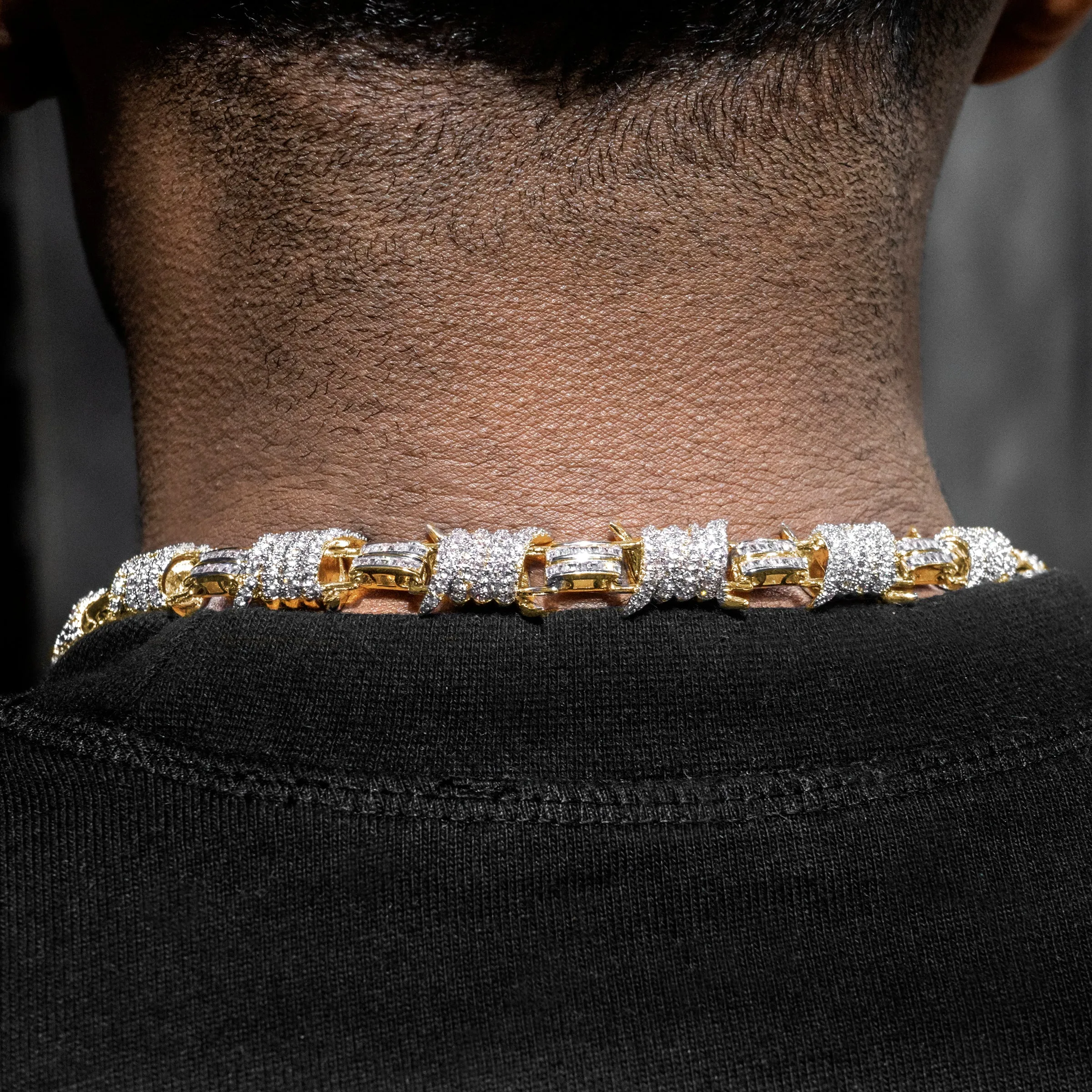 Mens Gold Iced Out Barbed Wire Link Chain