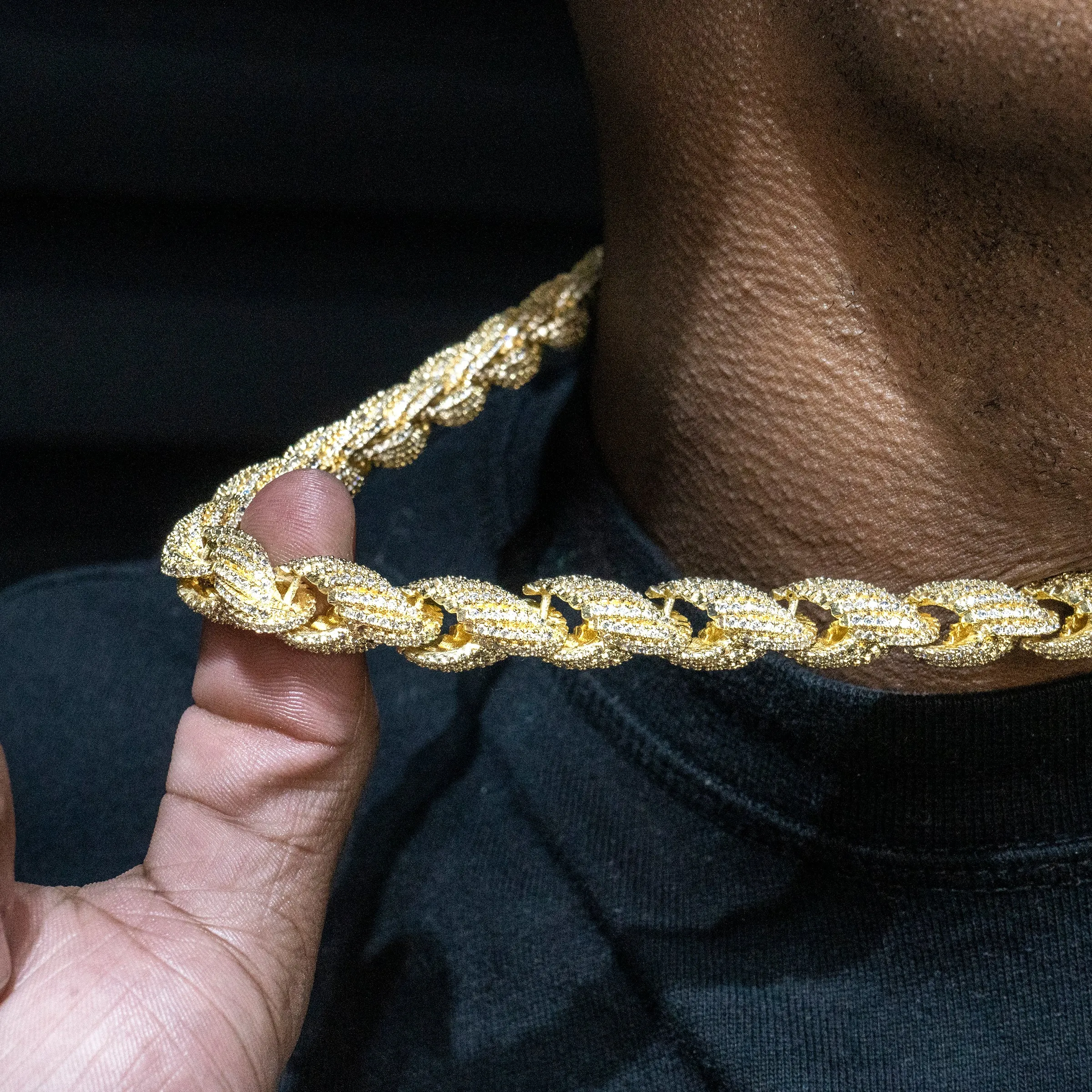 Mens  Gold Iced Out Chain Solid Rope